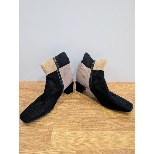 Black and Tan Colour Block Ankle Boots