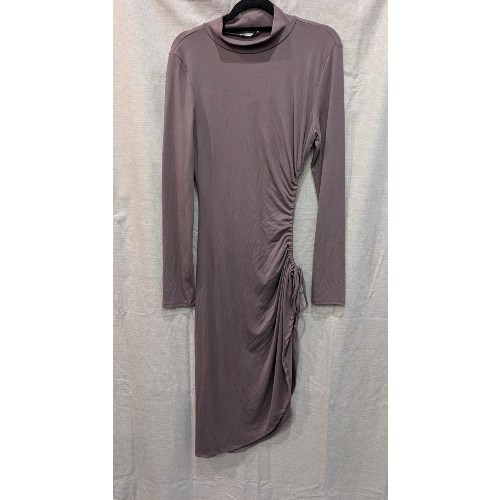 Fashion Nova Slitsation Long Sleeve Midi Dress