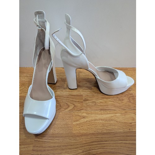 Wittner White Platform Heels